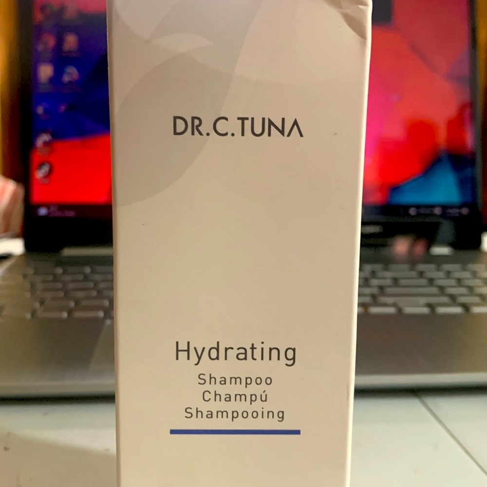 Dr. C Tuna Hydrating Shampoo